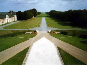 La vertigineuse allée du château